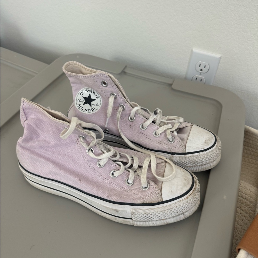 Converse Women's Light Pink High-Top Sneakers
